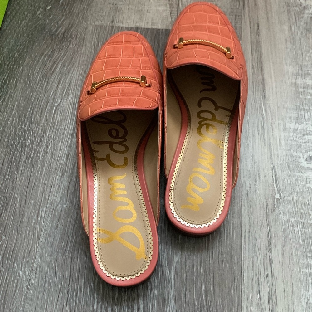 Sam Edelman flats   size 8